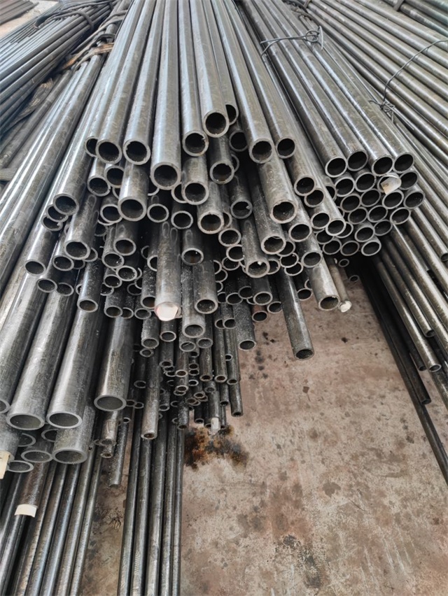 湟中小口径精密无缝钢管